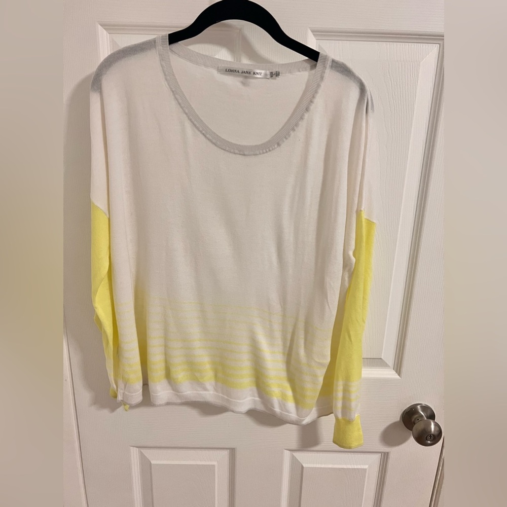 Lorna Jane Knit Light‎ sweater